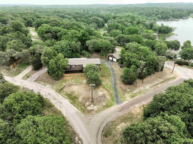 1062 Hickory Hills Drive, Murchison, TX 75778