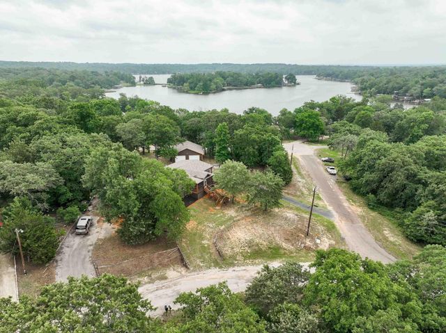 1062 Hickory Hills Drive, Murchison, TX 75778