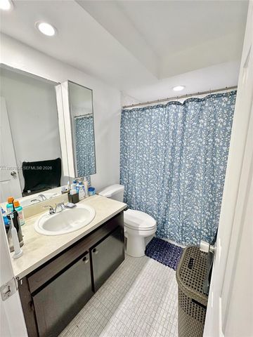 13953 Kendale Lakes Cir 410B, Miami, FL 33183