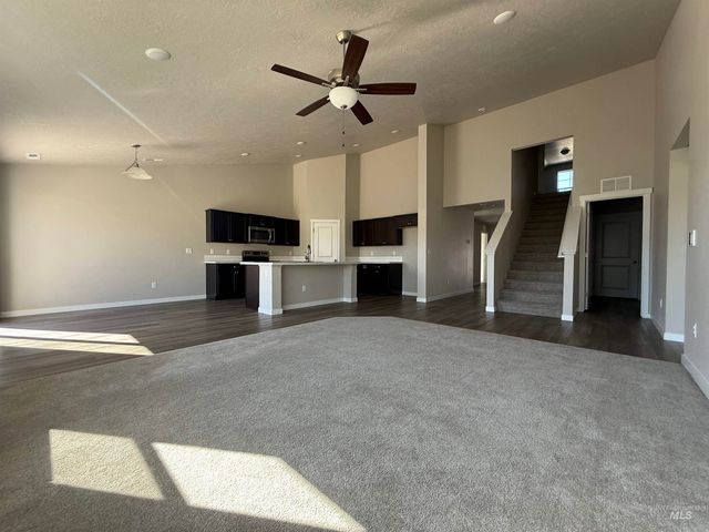 12451 Varga St, Caldwell, ID 83607