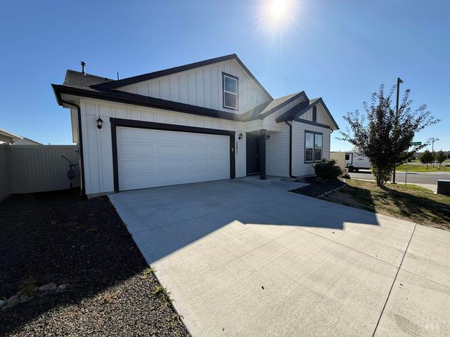 12451 Varga St, Caldwell, ID 83607