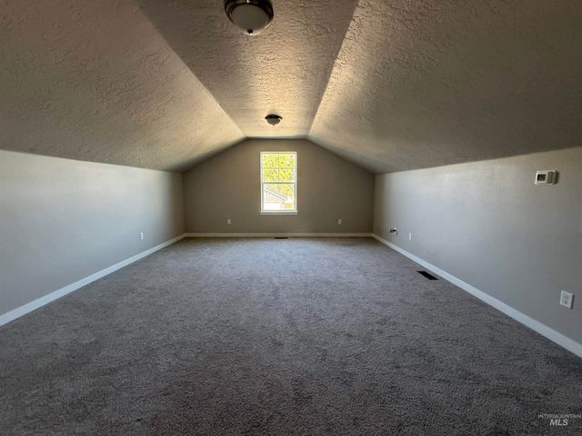 12451 Varga St, Caldwell, ID 83607
