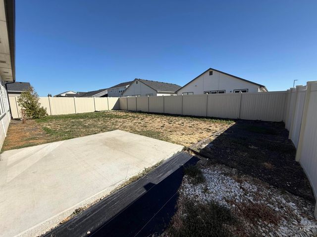 12451 Varga St, Caldwell, ID 83607