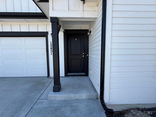 12451 Varga St, Caldwell, ID 83607