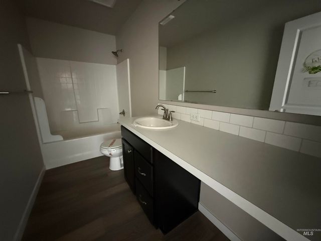 12451 Varga St, Caldwell, ID 83607