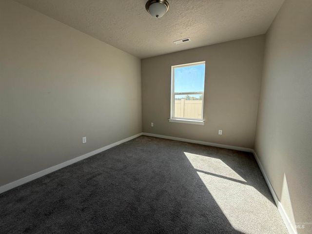 12451 Varga St, Caldwell, ID 83607