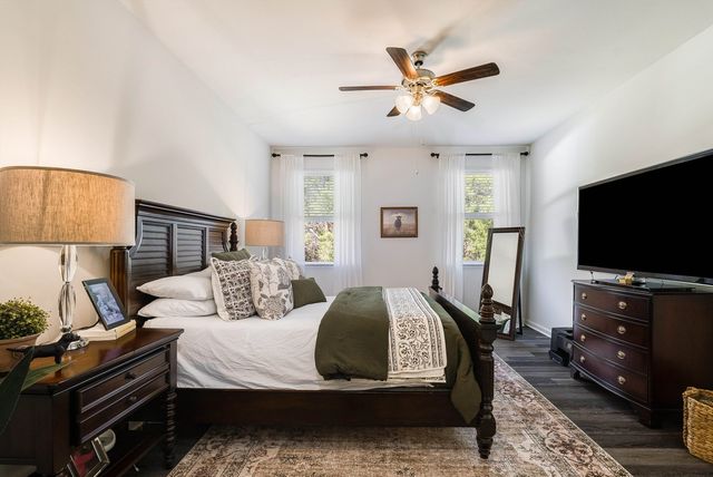 411 STONEWALL JACKSON BLVD, Staunton, VA 24401