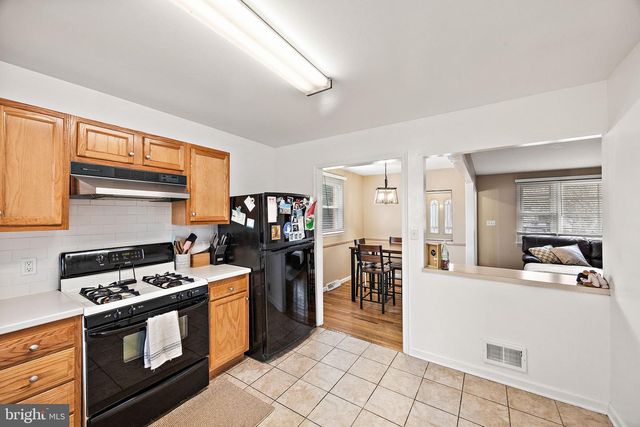 305 W DELAWARE AVE, Wilmington, DE 19809