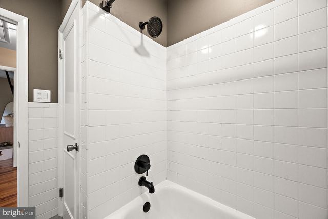 305 W DELAWARE AVE, Wilmington, DE 19809