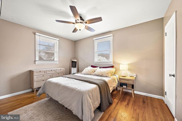 305 W DELAWARE AVE, Wilmington, DE 19809