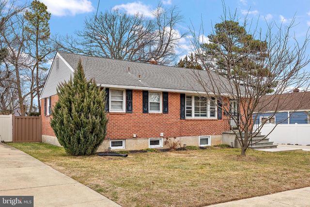 305 W DELAWARE AVE, Wilmington, DE 19809