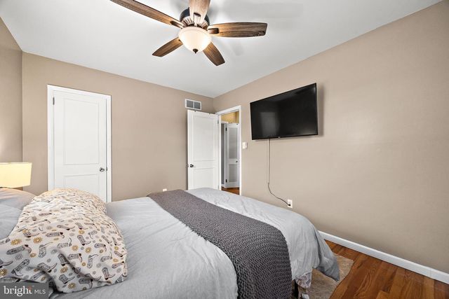 305 W DELAWARE AVE, Wilmington, DE 19809