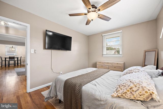 305 W DELAWARE AVE, Wilmington, DE 19809