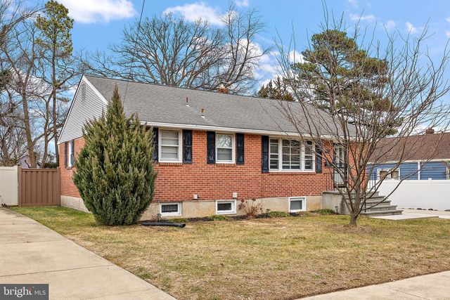 305 W DELAWARE AVE, Wilmington, DE 19809