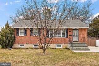 305 W DELAWARE AVE, Wilmington, DE 19809