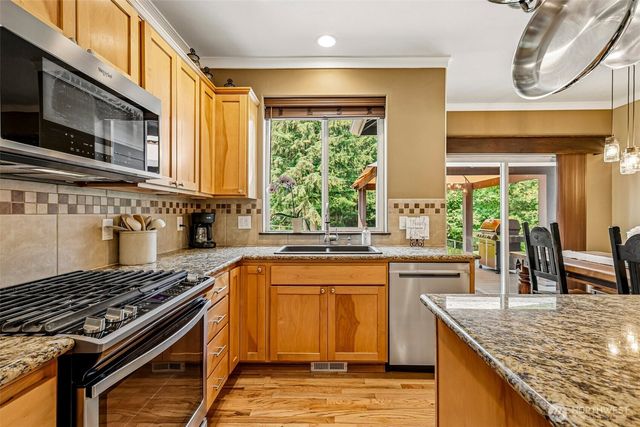 20225 109th Street SE, Snohomish, WA 98290