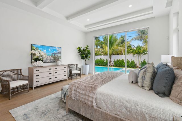 192 RIVER Drive, Tequesta, FL 33469