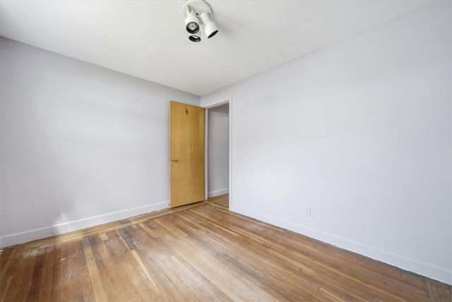 28 Glenbrook Road, Warwick, RI 02889