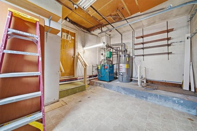 28 Glenbrook Road, Warwick, RI 02889