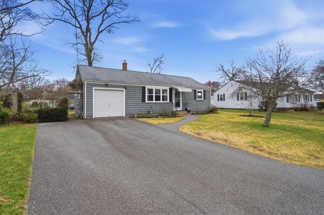 28 Glenbrook Road, Warwick, RI 02889