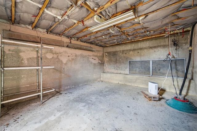 28 Glenbrook Road, Warwick, RI 02889