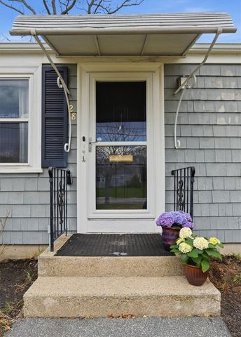 28 Glenbrook Road, Warwick, RI 02889