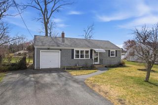 28 Glenbrook Road, Warwick, RI 02889