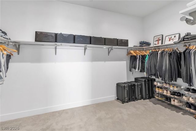 10824 Agate Cliffs Avenue, Las Vegas, NV 89135