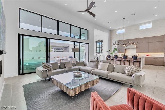 10824 Agate Cliffs Avenue, Las Vegas, NV 89135