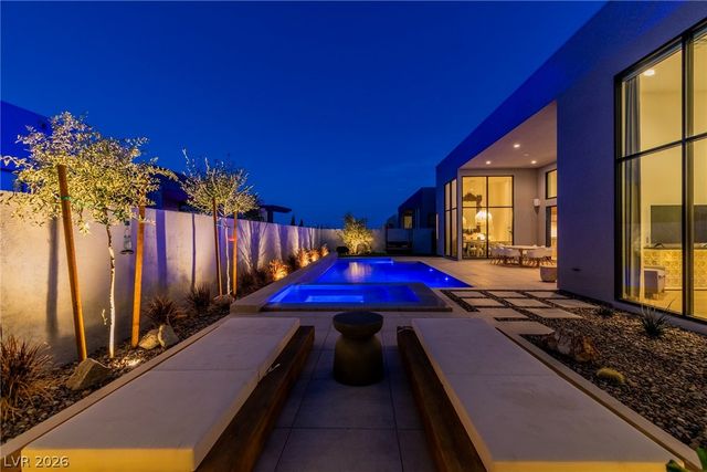 10824 Agate Cliffs Avenue, Las Vegas, NV 89135