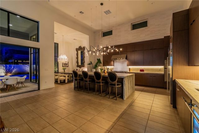 10824 Agate Cliffs Avenue, Las Vegas, NV 89135