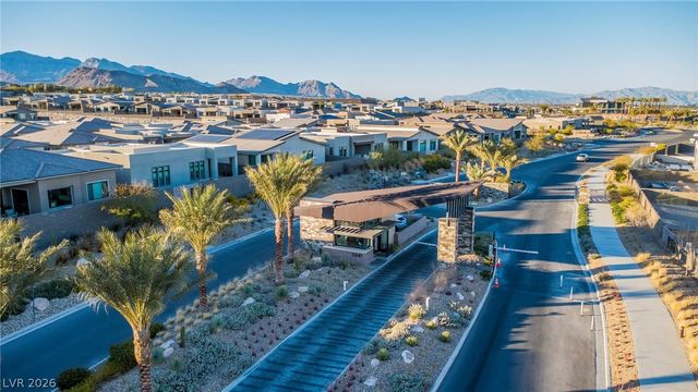 10824 Agate Cliffs Avenue, Las Vegas, NV 89135