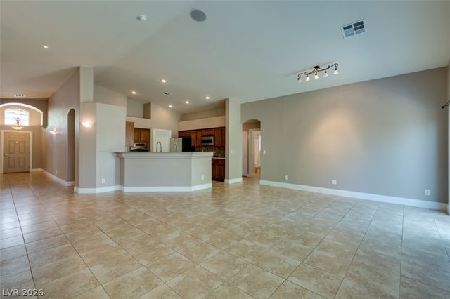 82 Rattlesnake Grass Court, Henderson, NV 89002