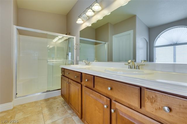 82 Rattlesnake Grass Court, Henderson, NV 89002