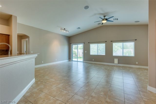 82 Rattlesnake Grass Court, Henderson, NV 89002