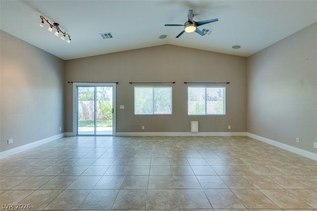 82 Rattlesnake Grass Court, Henderson, NV 89002