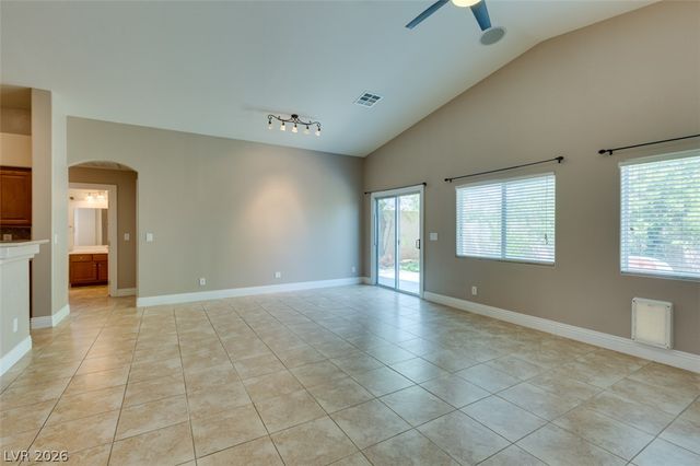 82 Rattlesnake Grass Court, Henderson, NV 89002