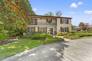 1221 ORIENTAL GARDENS Road, Jacksonville, FL 32207