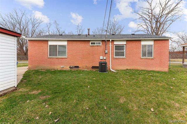 3579 Ash Street, Inkster, MI 48141