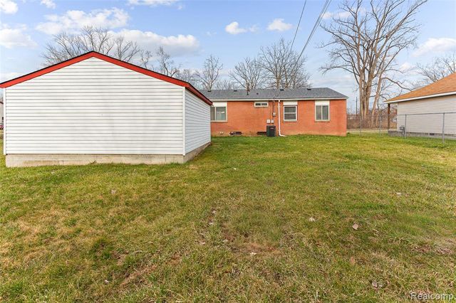 3579 Ash Street, Inkster, MI 48141