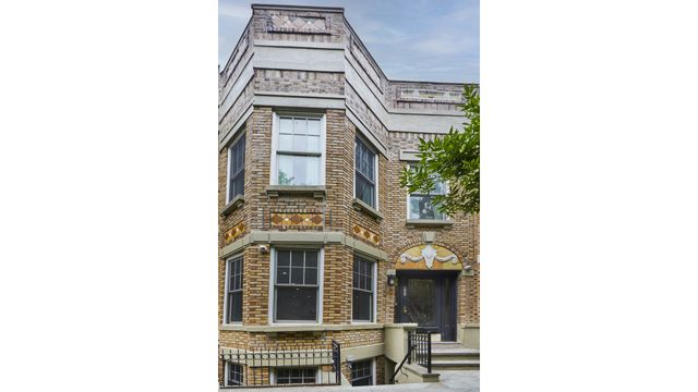 972A ST JOHNS Place, New York City, NY 11213