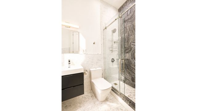 972A ST JOHNS Place, New York City, NY 11213
