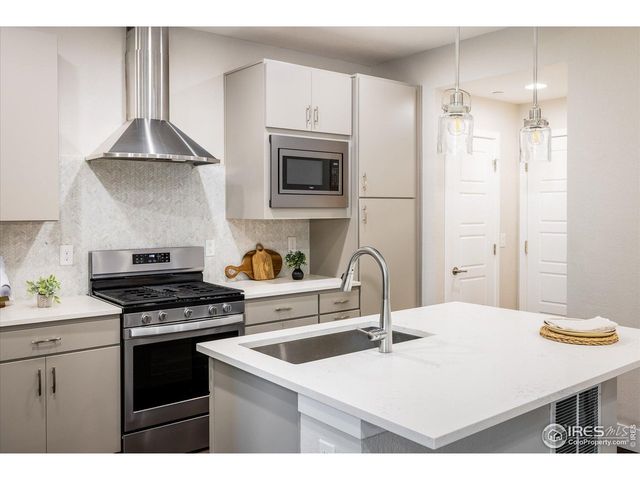 627 Discovery Pkwy, Superior, CO 80027