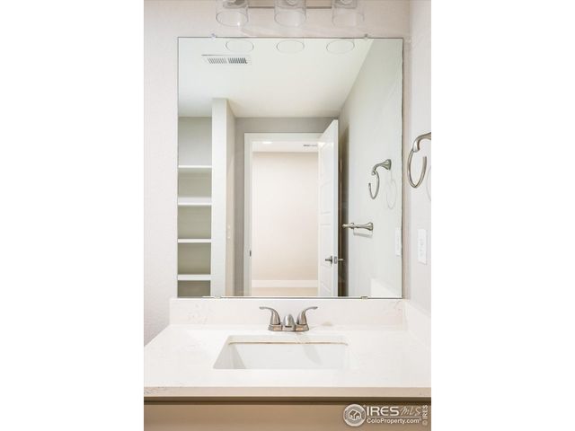 627 Discovery Pkwy, Superior, CO 80027