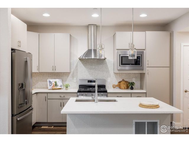 627 Discovery Pkwy, Superior, CO 80027