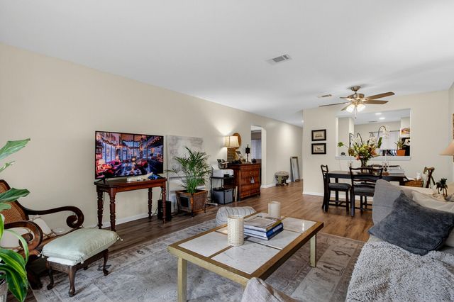 1530 Fort Johnson Road 2b, Charleston, SC 29412