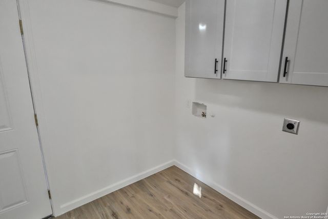 1712 22nd, Hondo, TX 78861