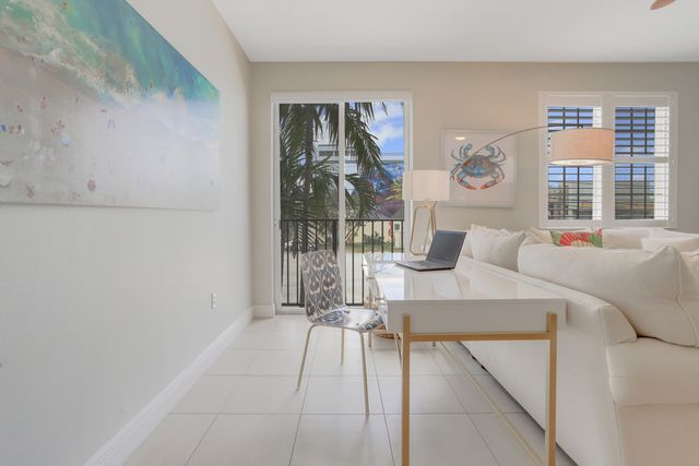 260 NE 3rd Street 4-D, Delray Beach, FL 33444