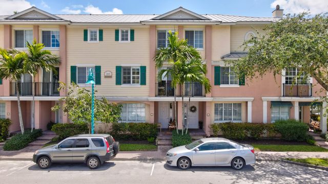 260 NE 3rd Street 4-D, Delray Beach, FL 33444