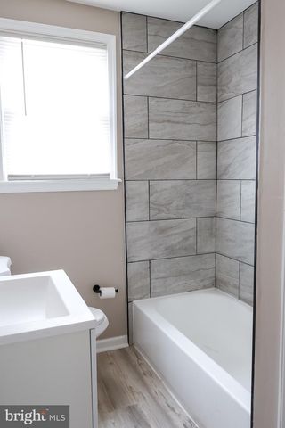 25 MAVISTA, Baltimore, MD 21222